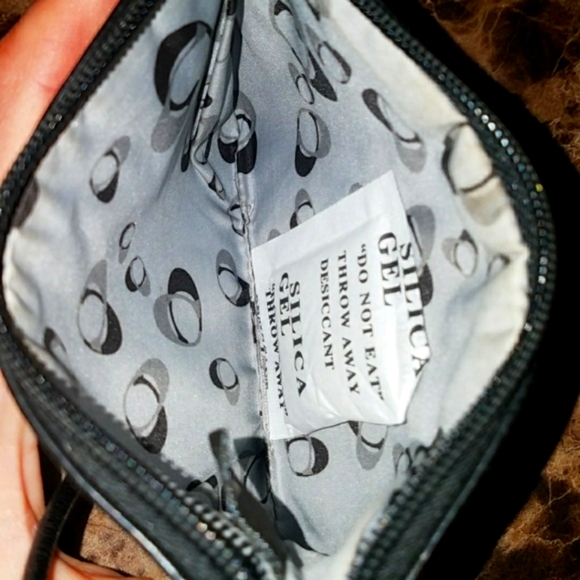 Coach wristlet - Picture 3 of 5